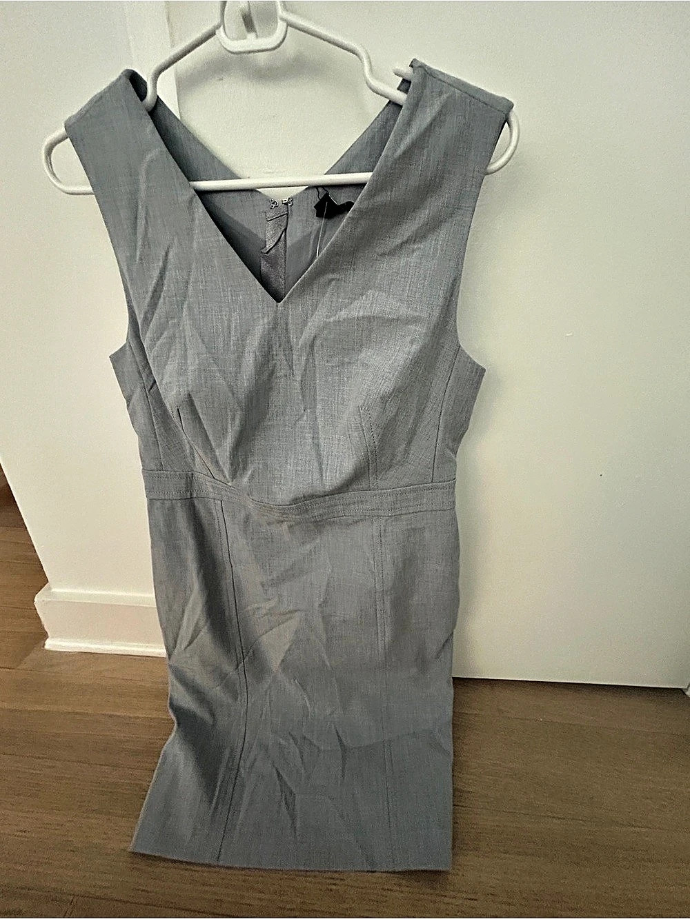 Ann Taylor Gray V-Neck Mini Dress Size 6P NWT